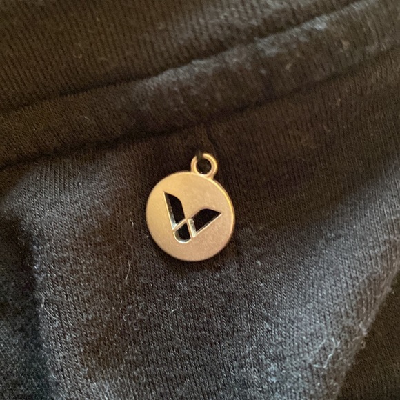 Livi Active Black Layered sweater Top 26/28 - Picture 9 of 11